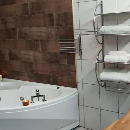 Le Coeur Des Vosges - Jacuzzi Disponible Toute L'annee * Cornimont